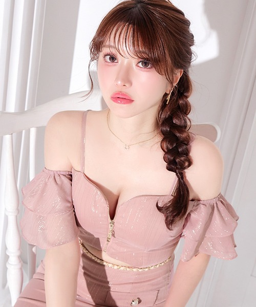 DAZZY(デイジー)の「ラメオフショルフリル谷間ジップタイトミニ丈キャバドレス(ドレス・レディース・ピンク・S/M/L)」の9枚目の写真