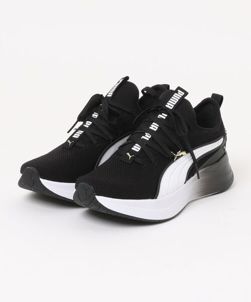 PUMA（プーマ）の「《PUMA》SOFTRIDE サブリナ ウィメンズ（スニーカー・レディース・ホワイト×ブラック/ブラック×ホワイト・23.5cm/24.5cm/23.0cm/24.0cm/25.0cm）」の2枚目の写真
