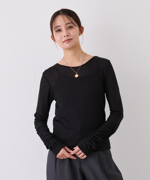 Jayro(ジャイロ)の「袖シャーリングプルオーバー(Tシャツ/カットソー・レディース・ブラック/オフホワイト/グレー・M)」の1枚目の写真