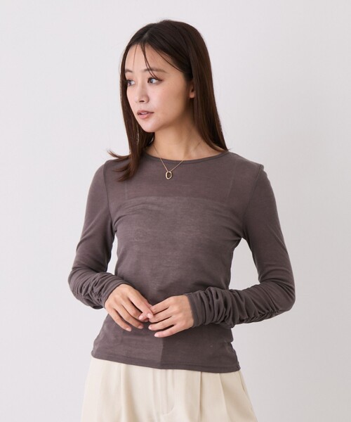 Jayro(ジャイロ)の「袖シャーリングプルオーバー(Tシャツ/カットソー・レディース・ブラック/オフホワイト/グレー・M)」の12枚目の写真