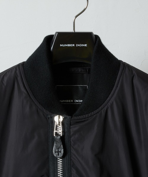 NUMBER (N)INE（ナンバーナイン）の「NYLON MA-1 JACKET / 撥水 ナイロン 中綿 MA-1 ジャケット（MA-1・メンズ・ブラック系/オリーブ/ブラック・2/3/4）」の15枚目の写真