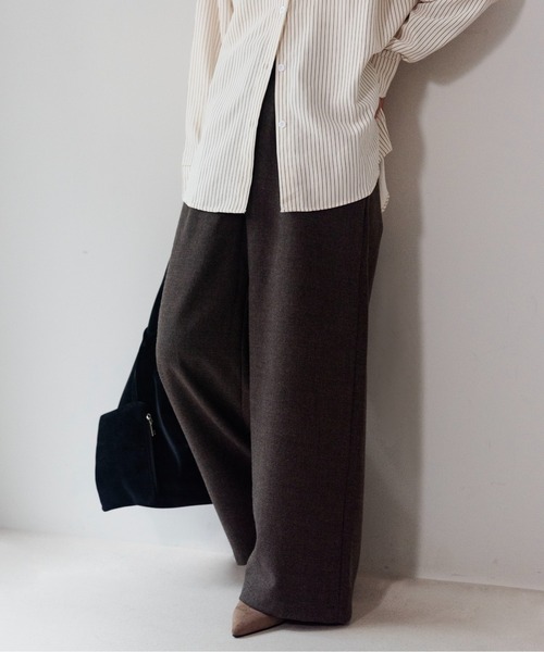on:nue(オンニュ)の「【on:nue】メランジタックワイドパンツ/26-27 AW COLLECTION(その他パンツ・レディース・ベージュ/グレー/ブラウン・MEDIUM/SMALL)」の3枚目の写真