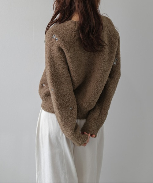 La-gemme(ラジェム)の「小花刺繍 ニットカーディガン/羽織り/大人かわいい(カーディガン/ボレロ・レディース・ブラック/オフホワイト/ブラウン・フリー)」の10枚目の写真