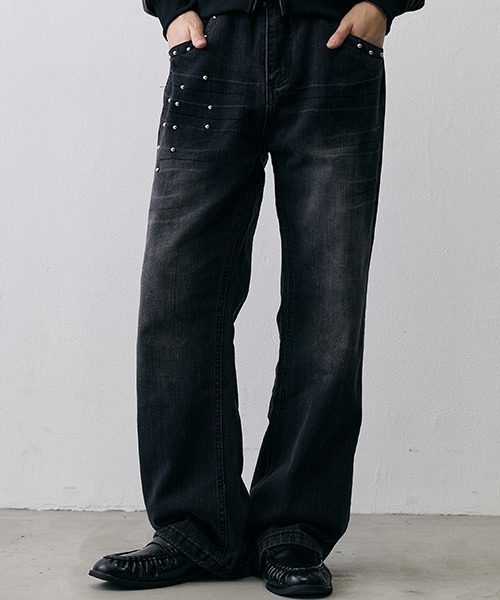 Shoowtime(ショウタイム)の「Studded Vintage Faded Loose Straight Denim / スタッズ ヴィンテージフェード ルーズストレートデニム(デニムパンツ・メンズ・ブルー/ブラック・MEDIUM/LARGE/SMALL/X-LARGE)」の3枚目の写真