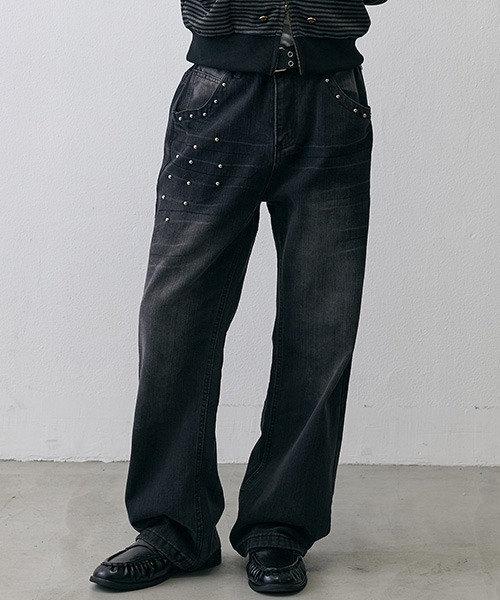 Shoowtime(ショウタイム)の「Studded Vintage Faded Loose Straight Denim / スタッズ ヴィンテージフェード ルーズストレートデニム(デニムパンツ・メンズ・ブルー/ブラック・MEDIUM/LARGE/SMALL/X-LARGE)」の6枚目の写真