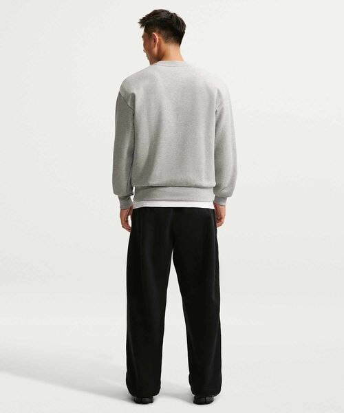 NIKE(ナイキ)の「ナイキ ソロ フリース メンズ クルーネック スウェットシャツ / Nike Solo Fleece Men's Crew-Neck Sweatshirt IX1937-063 Dark Grey Heather(スウェット・メンズ・グレー系その他・XL/S/M/L/2XL)」の5枚目の写真