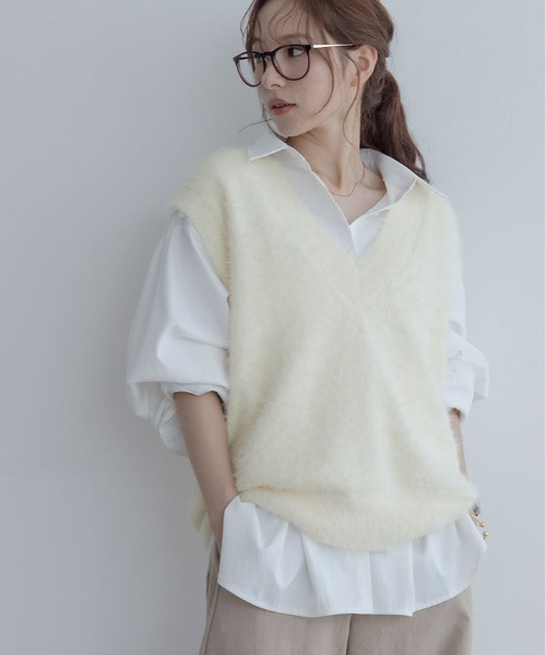 maviru(マヴィル)の「深Vネック シャギー ニット ベスト(ニット/セーター・レディース・グレー/ベージュ/ブラック/オフホワイト/ブラウン系その他・FREE)」の18枚目の写真