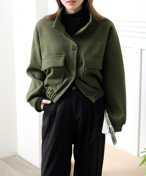 Beststore(ベストストア)の「【洗練された大人の着こなし】 ショート丈ジャケット ブルゾン スタンドカラー フロントボタン 春秋冬(ブルゾン・レディース・カーキ/アイボリー/ダークグレー/ブラック・FREE)」の7枚目の写真