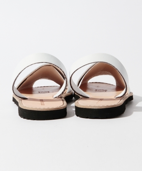 Pilgrim Surf Supply（ピルグリムサーフサプライ）の「minorquines / Avarca 16（サンダル・レディース・ホワイト/ブラック/ブラウン系その他/レッド・38/39/37）」の9枚目の写真