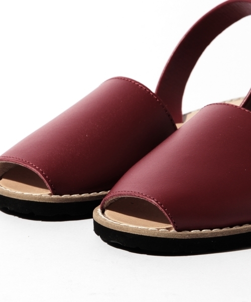 Pilgrim Surf Supply（ピルグリムサーフサプライ）の「minorquines / Avarca 16（サンダル・レディース・ホワイト/ブラック/ブラウン系その他/レッド・38/39/37）」の10枚目の写真