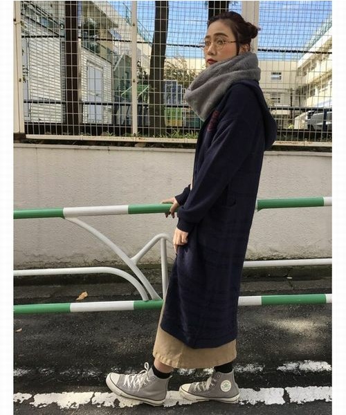 AVIREX(アヴィレックス)の「avirex/ アヴィレックス/ EMBLEM HOOD LONG CARDIGAN/ エンブレム フード ロング カーディガン(カーディガン/ボレロ・レディース・ネイビー/アイボリー・FREE)」の2枚目の写真