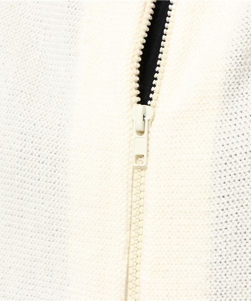 AVIREX(アヴィレックス)の「avirex/ アヴィレックス/ EMBLEM HOOD LONG CARDIGAN/ エンブレム フード ロング カーディガン(カーディガン/ボレロ・レディース・ネイビー/アイボリー・FREE)」の12枚目の写真