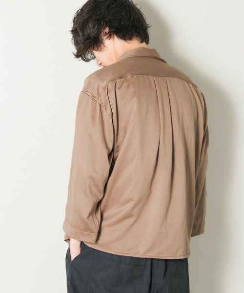 URBAN RESEARCH(アーバンリサーチ)の「ワイドボックスオープンカラーシャツ(シャツ/ブラウス・メンズ・グレー系その他/ピンク系その他/ブラック・MEDIUM/LARGE)」の5枚目の写真