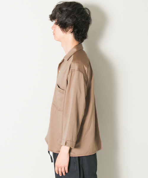 URBAN RESEARCH(アーバンリサーチ)の「ワイドボックスオープンカラーシャツ(シャツ/ブラウス・メンズ・グレー系その他/ピンク系その他/ブラック・MEDIUM/LARGE)」の16枚目の写真