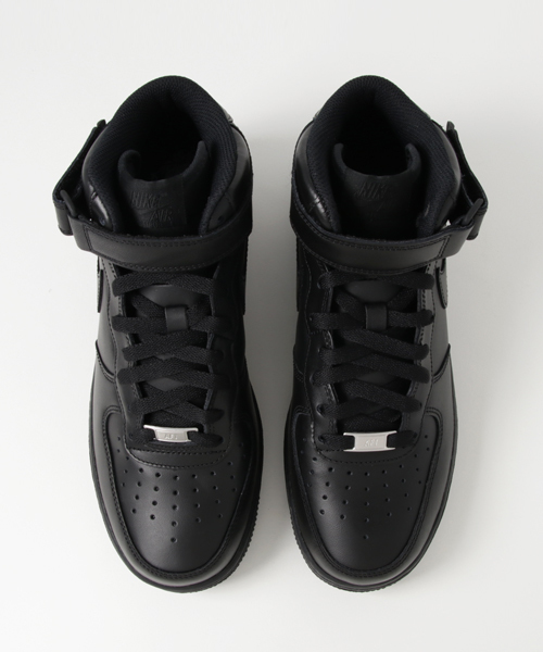NIKE（ナイキ）の「NIKE: AIR FORCE 1 MID（スニーカー・メンズ・ブラック/ホワイト・6/8/9/7）」の7枚目の写真
