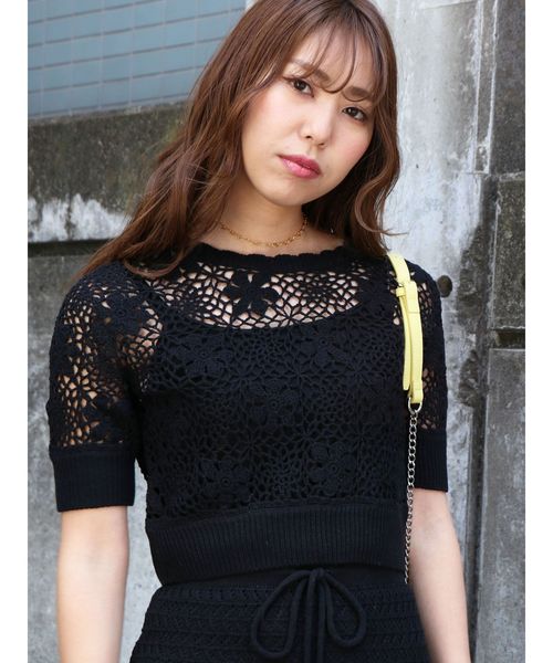 dazzlin（ダズリン）の「クロシェレース編みニットトップス（ニット/セーター・レディース・ブラック/レッド/オフホワイト・FREE）」の10枚目の写真