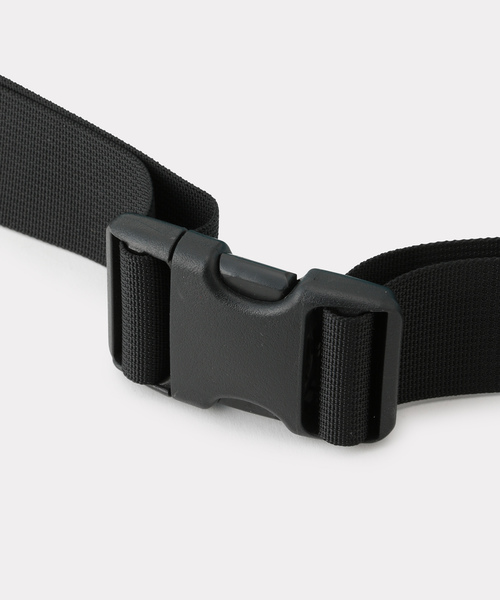 ADAM ET ROPE'（アダムエロペ）の「Samuel Halbers ウエストバッグ/UNISEX（ボディバッグ/ウエストポーチ・メンズ・ブラック/ターコイズブルー/グリーン系その他・FREE）」の5枚目の写真