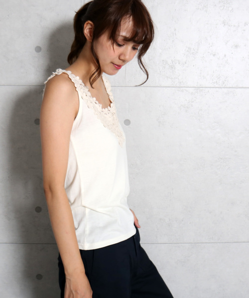 n'ee-ne（ネーネ）の「フラワーレースキャミソール（キャミソール・レディース・ブラック/キナリ/ネイビー/マスタード・M/LL/L）」の6枚目の写真