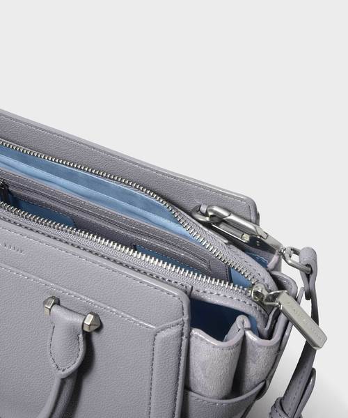 CHARLES & KEITH(チャールズ & キース)の「トップハンドルシティバッグ / TOP HANDLE CITY BAG(トートバッグ・レディース・ダークグリーン/マスタード/ピンク系その他/プラム/グレー系その他2・M)」の8枚目の写真