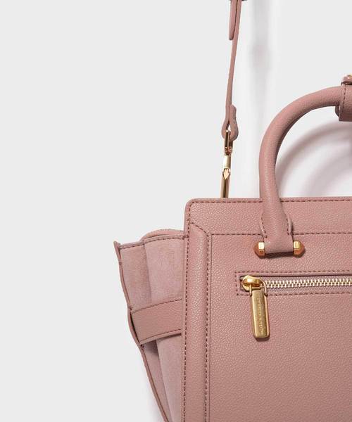 CHARLES & KEITH(チャールズ & キース)の「トップハンドルシティバッグ / TOP HANDLE CITY BAG(トートバッグ・レディース・ダークグリーン/マスタード/ピンク系その他/プラム/グレー系その他2・M)」の19枚目の写真