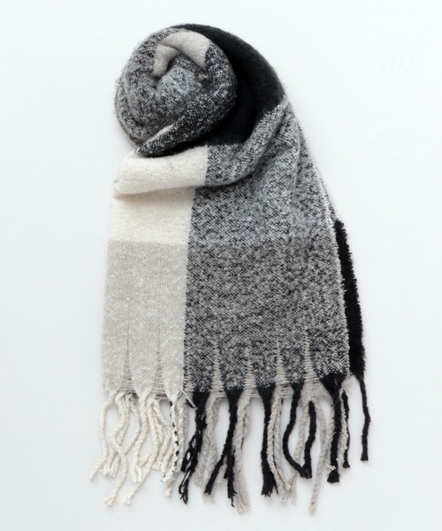 チャイハネ（チャイハネ）の「【チャイハネ】とろける肌ざわり チェック柄大判ショール（マフラー・レディース・グレー/レッド/イエロー/ブラック/オレンジ/グリーン/ベージュ/ホワイト/ダークブラウン/ブルー系その他/ターコイズブルー・FREE）」の3枚目の写真