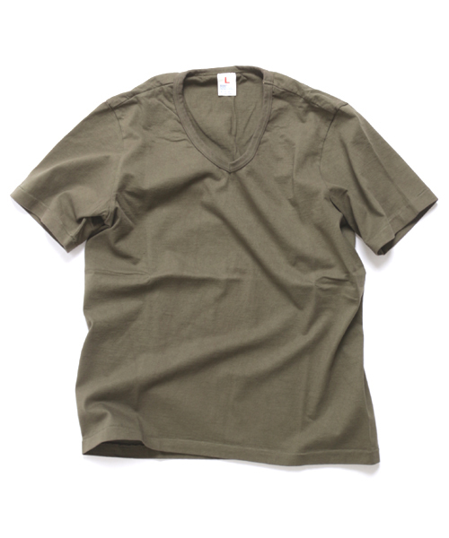 Denime（ドゥニーム）の「【MadeInJapan】BASIC CUTSEW/ベーシックカットソーVネックT（Tシャツ/カットソー・メンズ・オレンジ/ホワイト/ブラック/オリーブ/グレー/イエロー/サックスブルー/グリーン/杢グレー/ネイビー/カーキ/ライトブラウン・SMALL/MEDIUM/LARGE/X-SMALL/X-LARGE）」の6枚目の写真