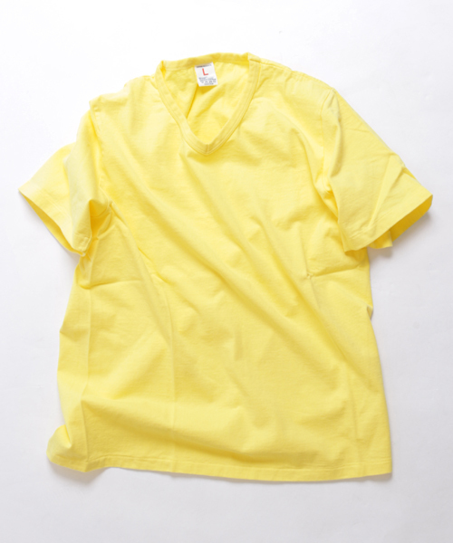 Denime（ドゥニーム）の「【MadeInJapan】BASIC CUTSEW/ベーシックカットソーVネックT（Tシャツ/カットソー・メンズ・オレンジ/ホワイト/ブラック/オリーブ/グレー/イエロー/サックスブルー/グリーン/杢グレー/ネイビー/カーキ/ライトブラウン・SMALL/MEDIUM/LARGE/X-SMALL/X-LARGE）」の11枚目の写真