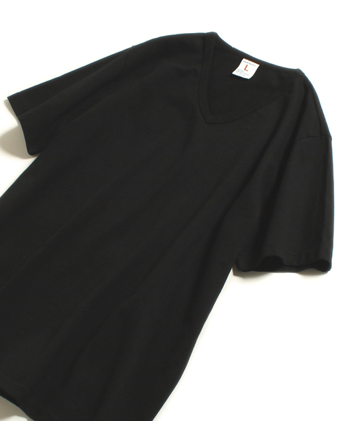 Denime（ドゥニーム）の「【MadeInJapan】BASIC CUTSEW/ベーシックカットソーVネックT（Tシャツ/カットソー・メンズ・オレンジ/ホワイト/ブラック/オリーブ/グレー/イエロー/サックスブルー/グリーン/杢グレー/ネイビー/カーキ/ライトブラウン・SMALL/MEDIUM/LARGE/X-SMALL/X-LARGE）」の3枚目の写真