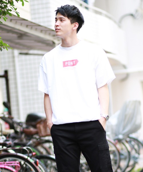 PONY(ポニー)の「PONY 半袖Tシャツ(Tシャツ/カットソー・メンズ・ホワイト系その他4/イエロー系その他2/ブラック×ホワイト/ブラック系その他/ホワイト/ブラック系その他4/ピンク/ホワイト系その他3/ホワイト×ブラック/ブラック/スカイブルー/ライム/ブラック×イエロー/ホワイト×レッド/レッド/ブラック系その他2/カーキ/イエロー/ミント/ゴールド/サックスブルー/ブラック系その他3/イエロー系その他/ブラック×レッド/パープル/グリーン/パープル系その他/グレー/ブルー系その他/グリーン系その他/ホワイト系その他/ホワイト×イエロー・XL/L/M/S)」の3枚目の写真