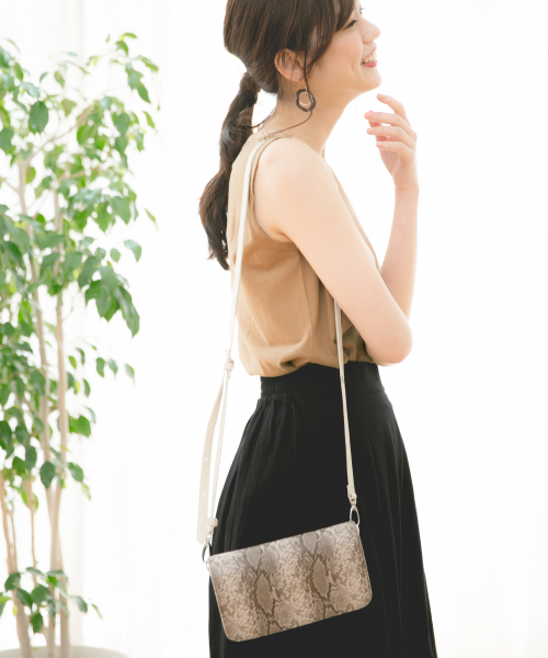 GLOBAL WORK（グローバルワーク）の「2WAYミニショルダー/831694（ショルダーバッグ・レディース・ブラック/その他1/ライトグレー・FREE）」の3枚目の写真