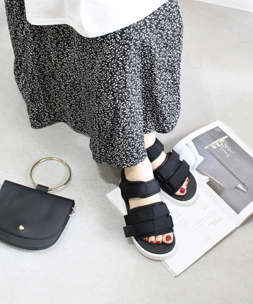 c.u.l（シーユーエル）の「【chuclla】スポーツサンダル マジックテープ chw754（サンダル・レディース・ブラック/ホワイト・35/36/37/38/39）」の3枚目の写真