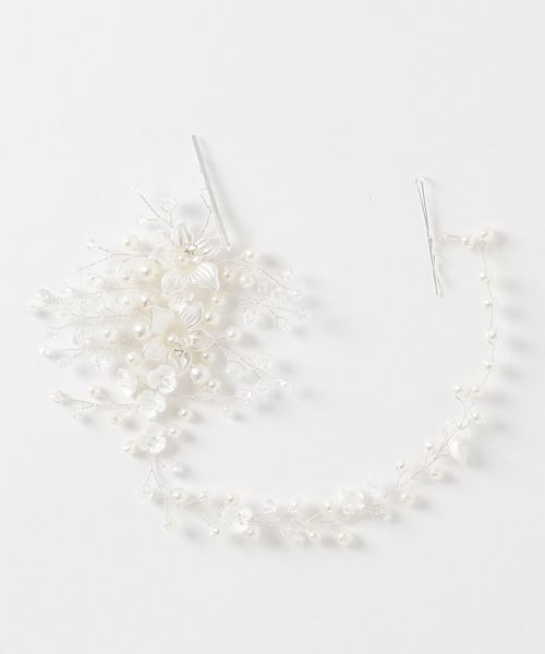 Cupid Heart(キューピッドハート)の「【Cupid Heart】結婚式ヘアーアクセ リブロン ヘッドドレス(バレッタ/ヘアクリップ・レディース・シルバー・MEDIUM)」の3枚目の写真