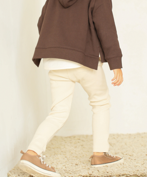 LOWRYS FARM（ローリーズファーム）の「リブレギンス　843469（その他パンツ・キッズ・ブラック/オフホワイト/ブラウン/ベージュ/ブルー/アイボリー/イエロー・100/110/120/130/X-LARGE/SMALL/MEDIUM/LARGE）」の5枚目の写真