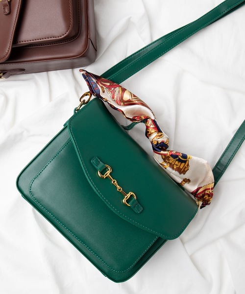 WEGO（ウィゴー）の「WEGO/【2点セット】スカーフ付きビットショルダーバッグ（ショルダーバッグ・レディース・ブラック/ダークブラウン/グリーン・FREE）」の3枚目の写真