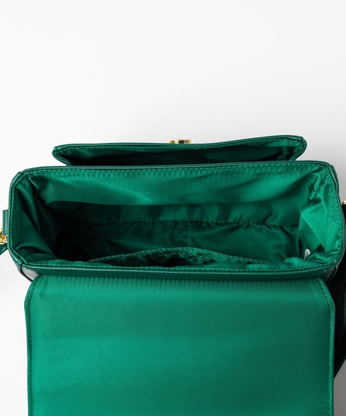 WEGO（ウィゴー）の「WEGO/【2点セット】スカーフ付きビットショルダーバッグ（ショルダーバッグ・レディース・ブラック/ダークブラウン/グリーン・FREE）」の8枚目の写真