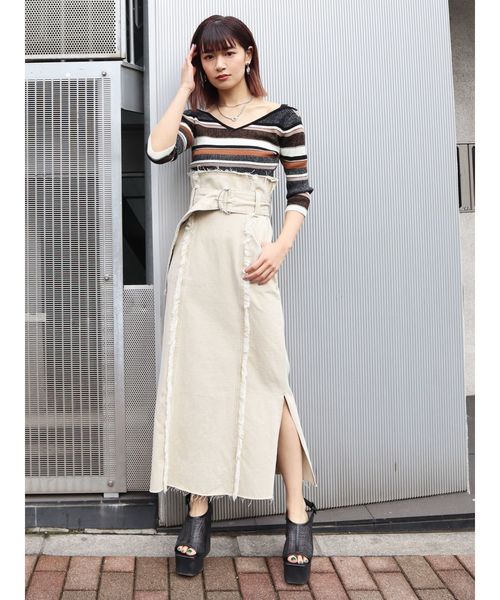 EMODA(エモダ)の「スウィッチングラインロングハイウエストスカート(デニムスカート・レディース・ホワイト/ブラック/インディゴブルー/ブルー・SMALL/MEDIUM)」の15枚目の写真