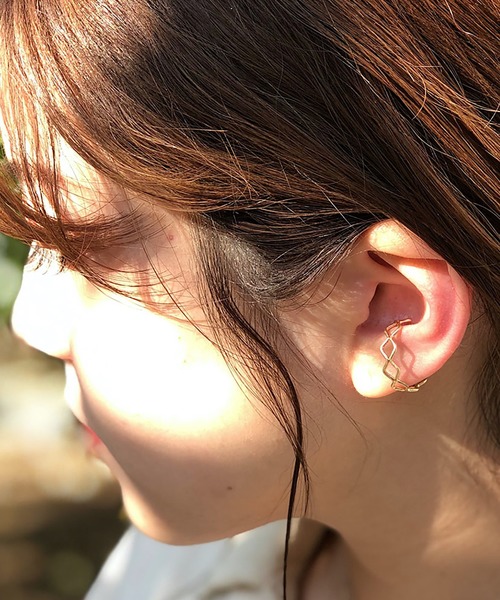 BROTHERHOOD（ブラザーフッド）の「【earyear】シンプルフープ片耳イヤーカフ（イヤーカフ・レディース・その他3/その他1/その他2/その他6/その他4/シルバー/その他7/その他5/ゴールド/その他8/H/D/C/M/Q/J/N/F/R/P/K/E/B/O/I/G/L/A/X/S/T/U/V/W・FREE）」の5枚目の写真