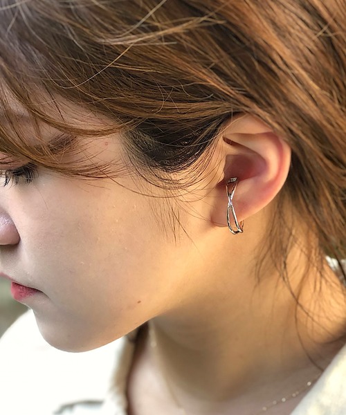 BROTHERHOOD（ブラザーフッド）の「【earyear】シンプルフープ片耳イヤーカフ（イヤーカフ・レディース・その他3/その他1/その他2/その他6/その他4/シルバー/その他7/その他5/ゴールド/その他8/H/D/C/M/Q/J/N/F/R/P/K/E/B/O/I/G/L/A/X/S/T/U/V/W・FREE）」の9枚目の写真