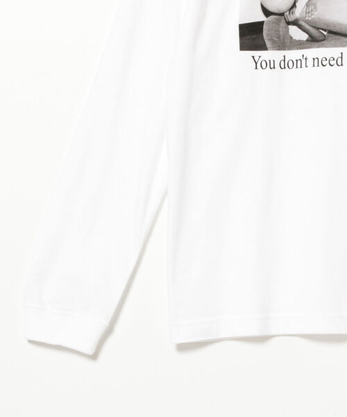 Ray BEAMS（レイビームス）の「Available Today × Ray BEAMS / 別注 PHOTO ロングスリーブ Tシャツ（Tシャツ/カットソー・レディース・ホワイト・ONE SIZE）」の4枚目の写真
