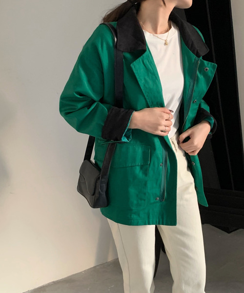 emi+（エミプラス）の「レディース 異素材ドッキング 配色ミリタリージャケット（ミリタリージャケット・レディース・グリーン/グレー/ブラウン/ブラック/ネイビー/ライトグリーン・FREE）」の19枚目の写真