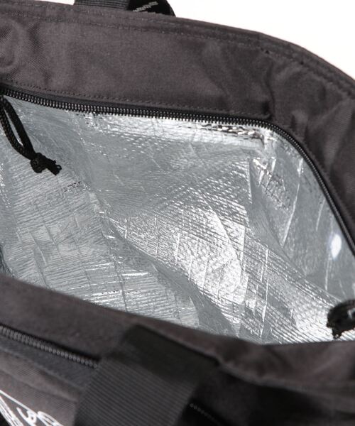 FRUIT OF THE LOOM(フルーツオブザルーム)の「PACK COOLER TOTE / ショッピング / トートバッグ / パッカブル / コンパクト / カジュアル / ナイロン(トートバッグ・メンズ・サックスブルー/イエロー/レッド/ピンク/パープル/ブラック・FREE)」の11枚目の写真