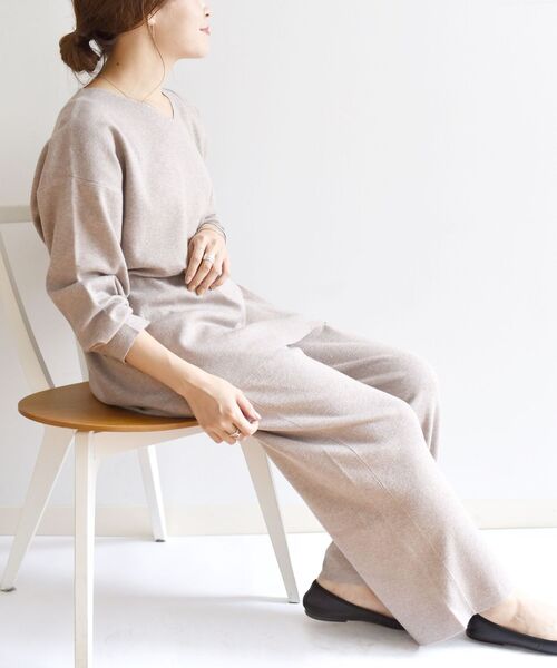 SHIPS Days(シップスデイズ)の「SHIPS Days:セミワイドニットパンツ◇(その他パンツ・レディース・ベージュ/ダークグレー・ONE SIZE)」の11枚目の写真