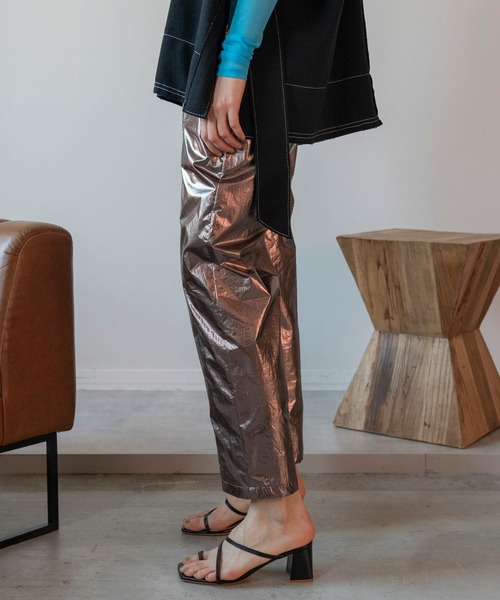 MAISON SPECIAL(メゾンスペシャル)の「メタル箔プリントイージーパンツ【MAISON SPECIAL/メゾンスペシャル】(その他パンツ・レディース・ホワイト/シルバー・FREE)」の4枚目の写真