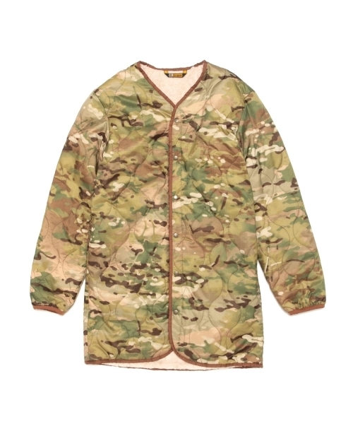 BEAMS LIGHTS Men's（ビームスライツ メンズ）の「Snugpack / リバーシブルインナーブルゾン（ブルゾン・メンズ・ベージュ/オリーブ・SMALL/MEDIUM）」の18枚目の写真