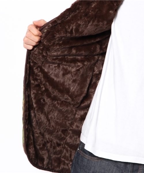 BEAMS LIGHTS Men's（ビームスライツ メンズ）の「Snugpack / リバーシブルインナーブルゾン（ブルゾン・メンズ・ベージュ/オリーブ・SMALL/MEDIUM）」の9枚目の写真