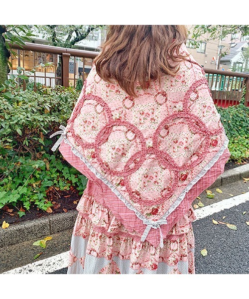PINK HOUSE（ピンクハウス）の「薔薇模様プリントパッチワークストール