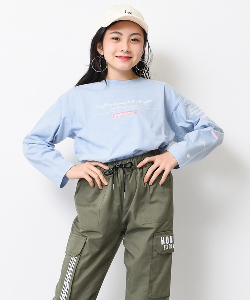 RiCO SUCRE(リコシュクレ)の「袖プリントロングTシャツ(Tシャツ/カットソー・キッズ・ライトブルー/ラベンダー/ブラック/オフホワイト/ブラック系2/ピンク/ブラック系/ホワイト系/ホワイト系2/サックスブルー・130/160/140/150/165)」の7枚目の写真