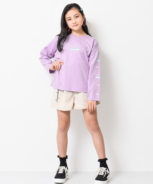 RiCO SUCRE(リコシュクレ)の「袖プリントロングTシャツ(Tシャツ/カットソー・キッズ・ライトブルー/ラベンダー/ブラック/オフホワイト/ブラック系2/ピンク/ブラック系/ホワイト系/ホワイト系2/サックスブルー・130/160/140/150/165)」の14枚目の写真