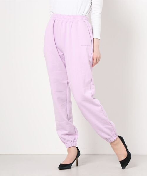 atmos pink（アトモスピンク）の「atmos pink ロゴ刺繍