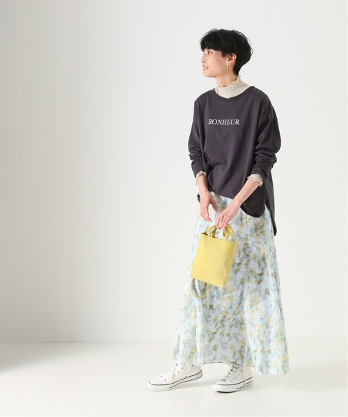 Simplicite（サンプリシテ）の「バックロゴ ロングTシャツ◆（Tシャツ/カットソー・レディース・ホワイト/ブラック/ベージュ・FREE）」の4枚目の写真